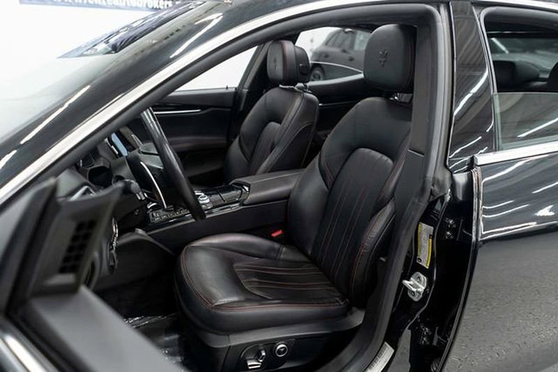 Used 2022 Maserati Ghibli Modena Q4 image 8