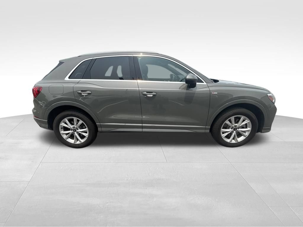 Used 2025 Audi Q3 2.0T Premium AWD/4WD image 7
