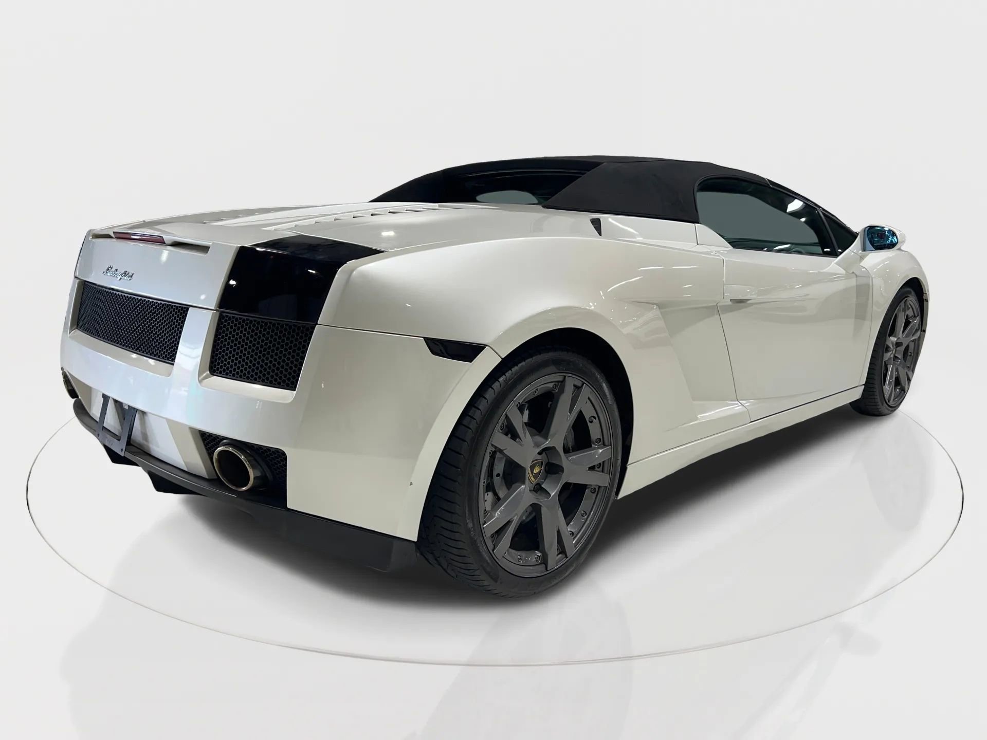 Used 2008 Lamborghini Gallardo Spyder image 8