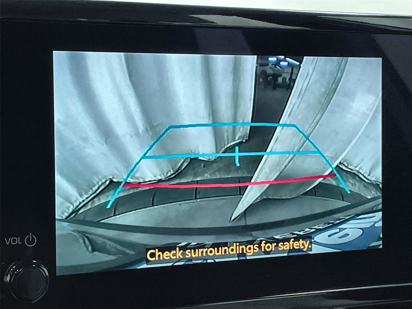 Used 2025 Toyota Corolla Cross L image 21