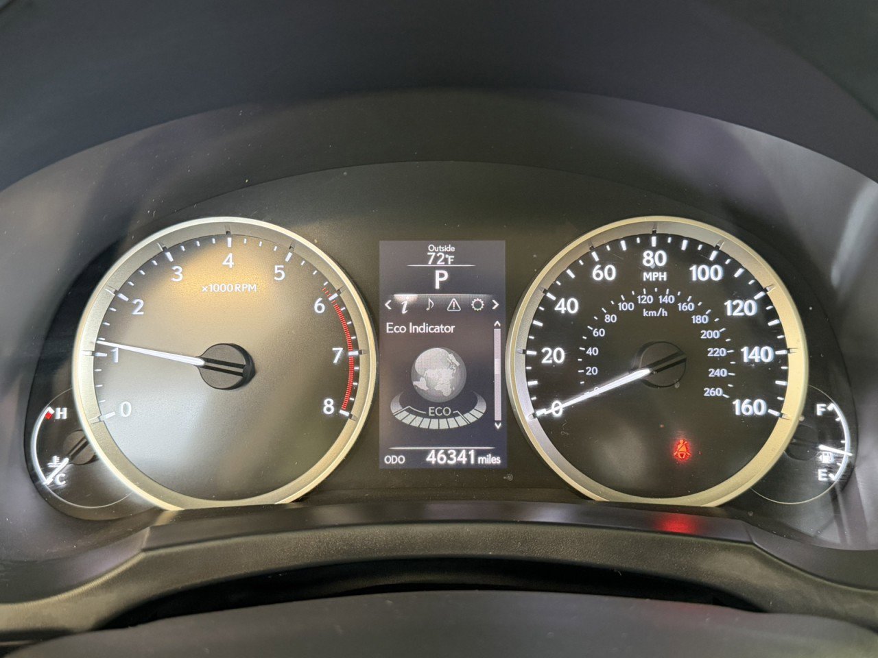 Used 2016 Lexus IS 200t RWD image 8