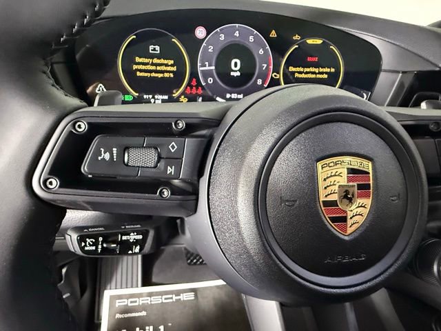 Certified 2025 Porsche Cayenne Coupe image 38