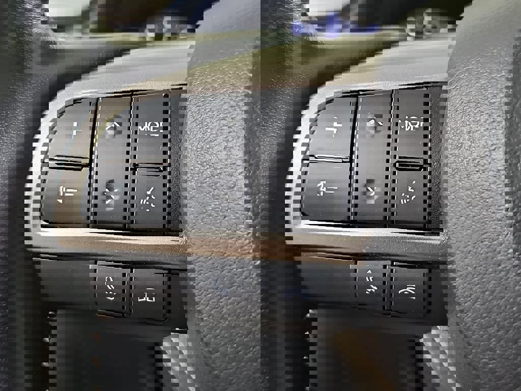 Certified 2021 Lexus RX 350L Premium w/ Premium Package image 20