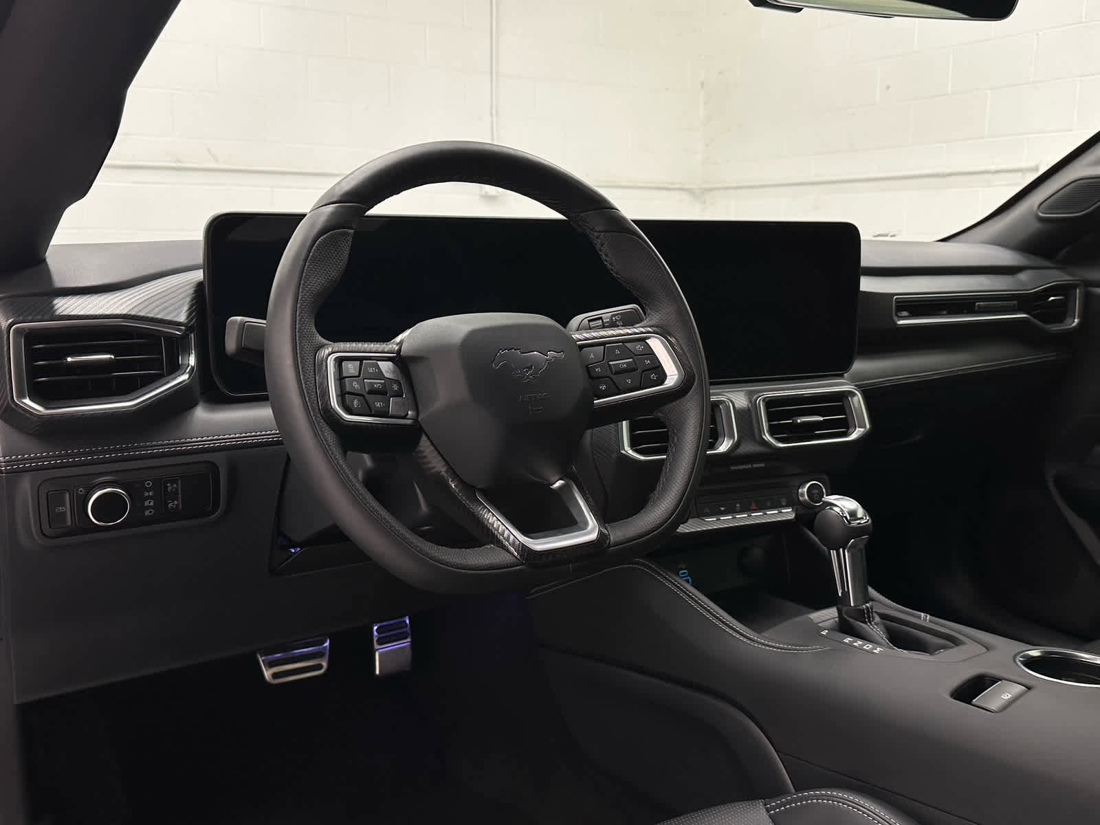 Used 2025 Ford Mustang GT Premium image 10