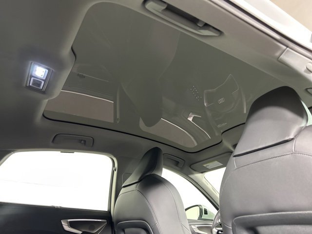 Used 2025 Audi A5 2.0T Premium Plus w/ Premium Plus image 17