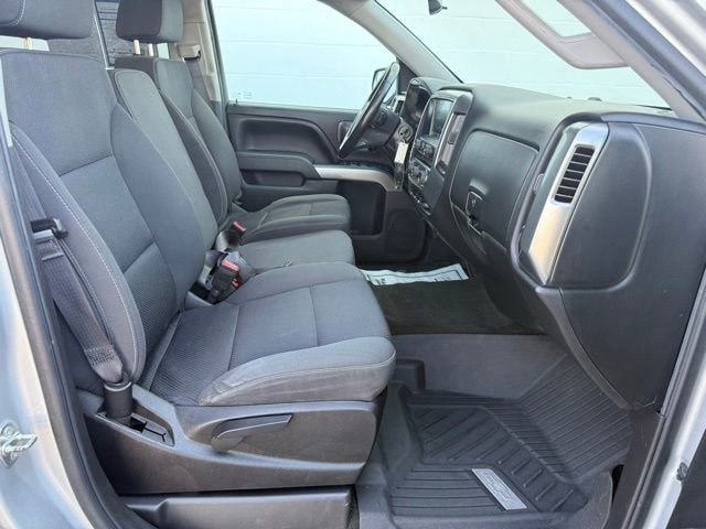 Used 2017 Chevrolet Silverado 1500 LT w/ All Star Edition AWD/4WD image 17