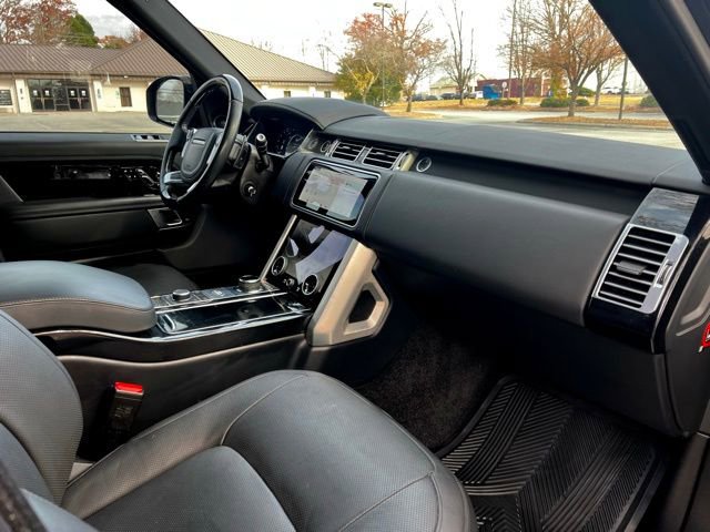 Used 2019 Land Rover Range Rover Supercharged AWD/4WD image 24