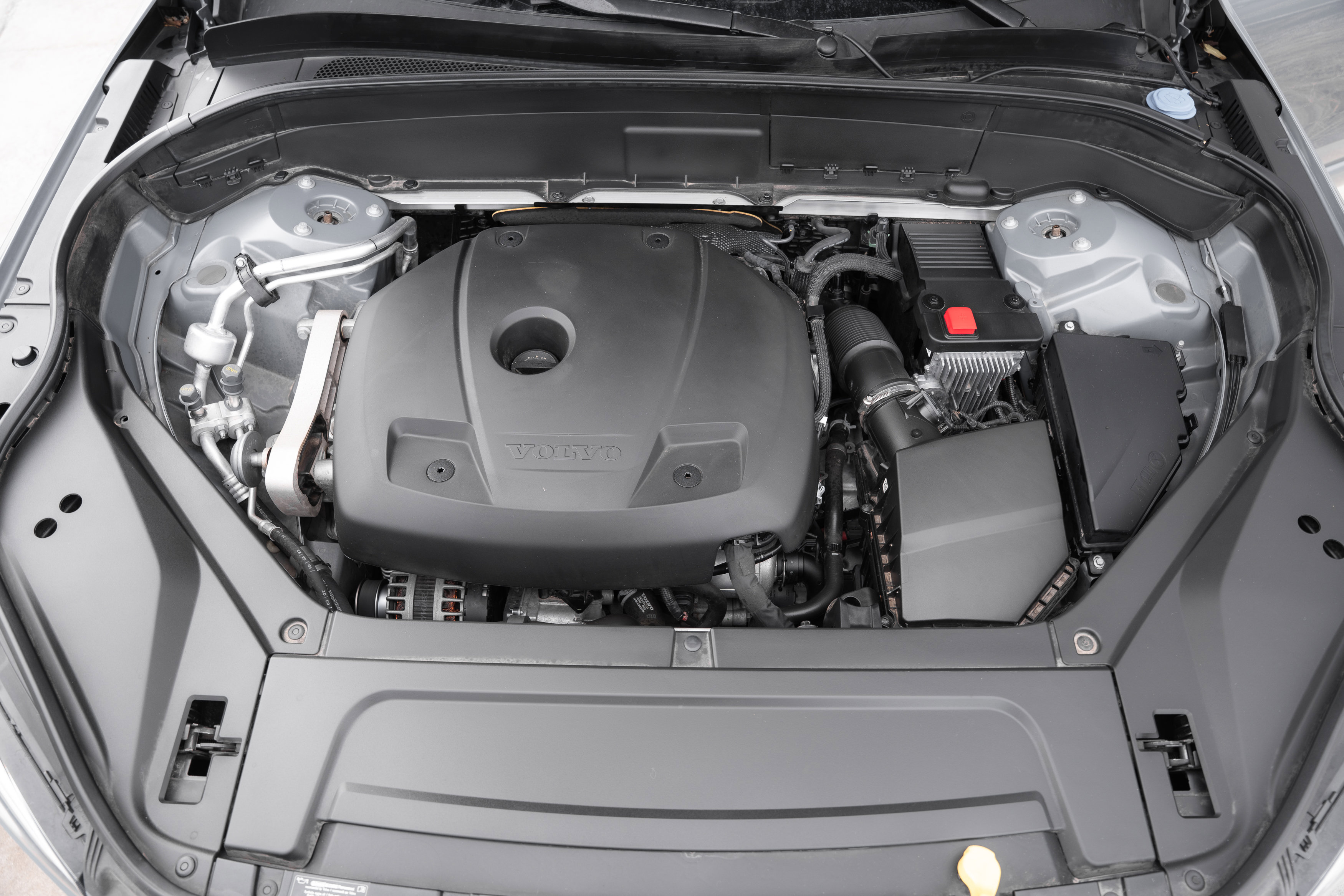 Used 2022 Volvo XC90 T5 Momentum w/ Climate Package image 34