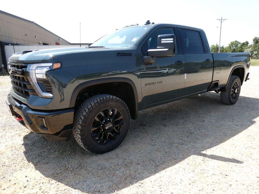 New 2026 Chevrolet Silverado 3500 LTZ w/ LTZ Plus Package AWD/4WD image 9