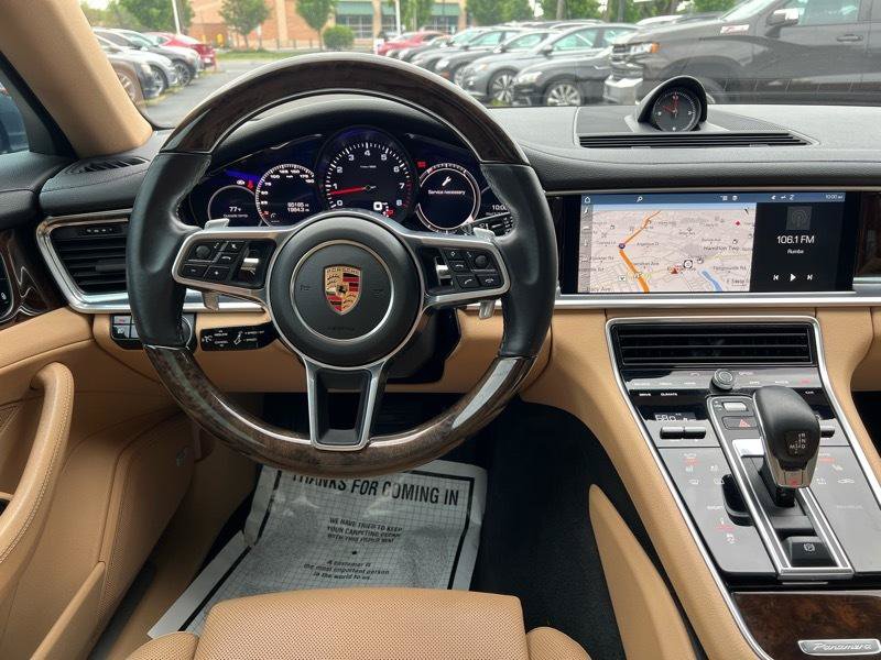 Used 2017 Porsche Panamera 4 AWD/4WD image 17