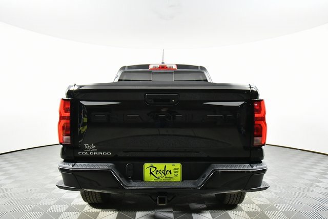 Used 2024 Chevrolet Colorado Z71 w/ Z71 Convenience Package 2 image 12