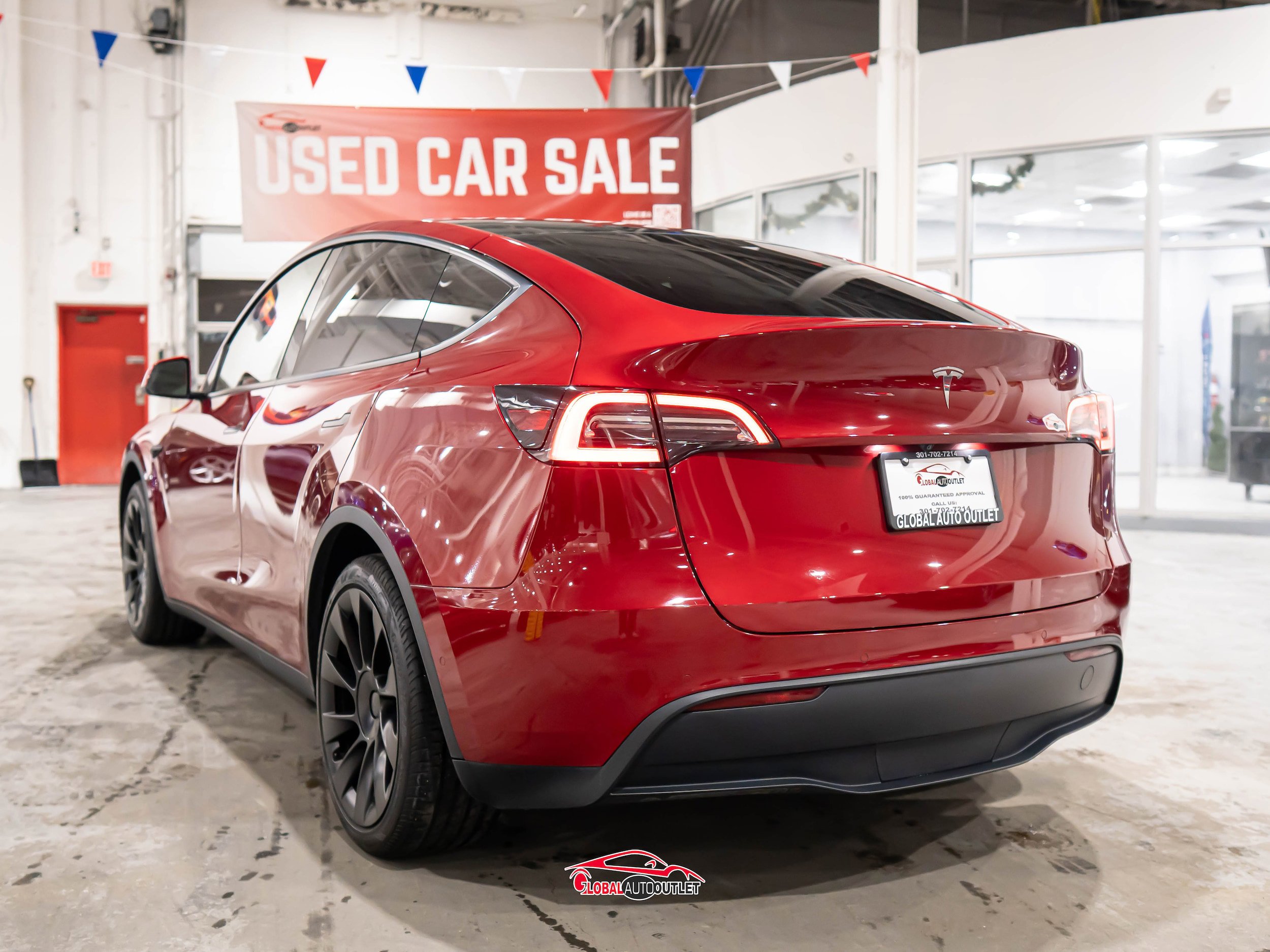 Used 2021 Tesla Model Y 2WD image 5