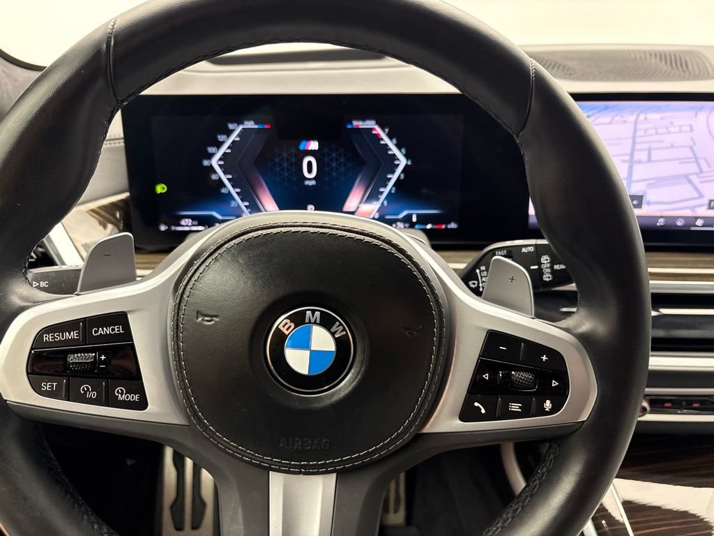 Used 2024 BMW X7 xDrive40i w/ M Sport Package AWD/4WD image 37