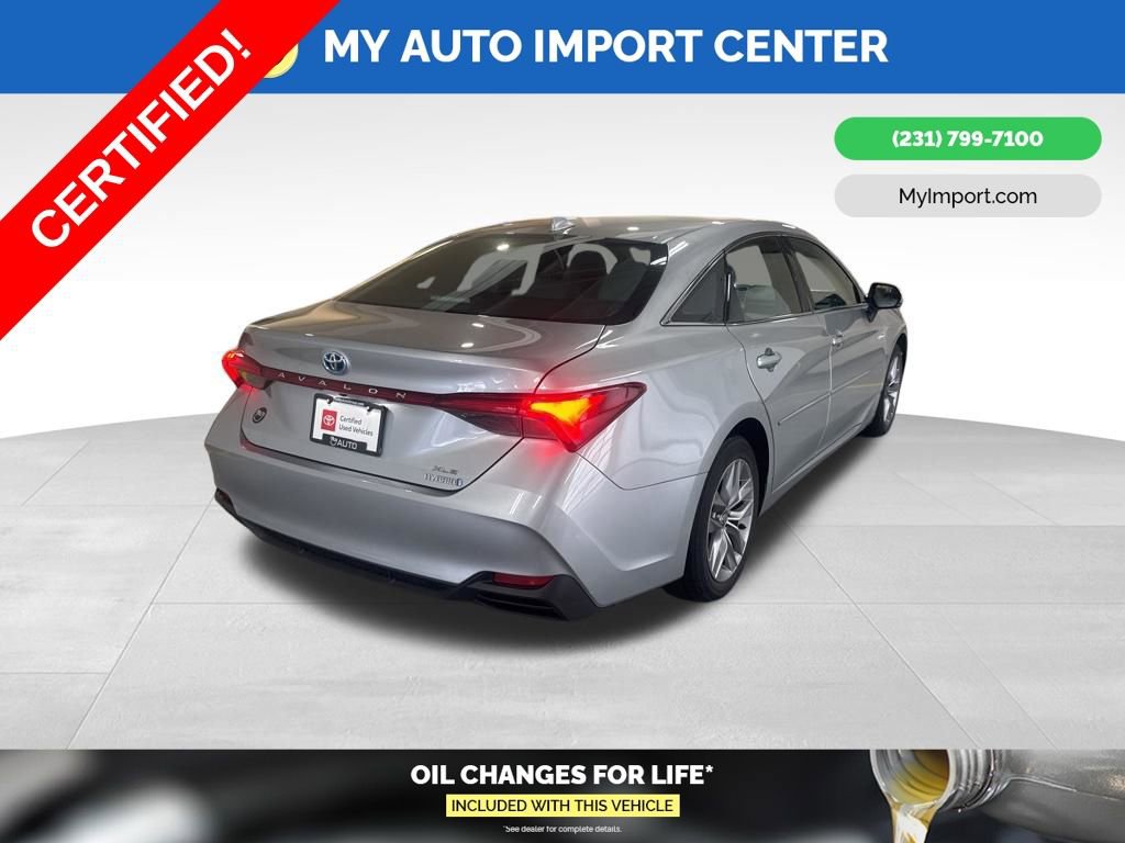 Certified 2021 Toyota Avalon XLE w/ Moonroof Package image 7