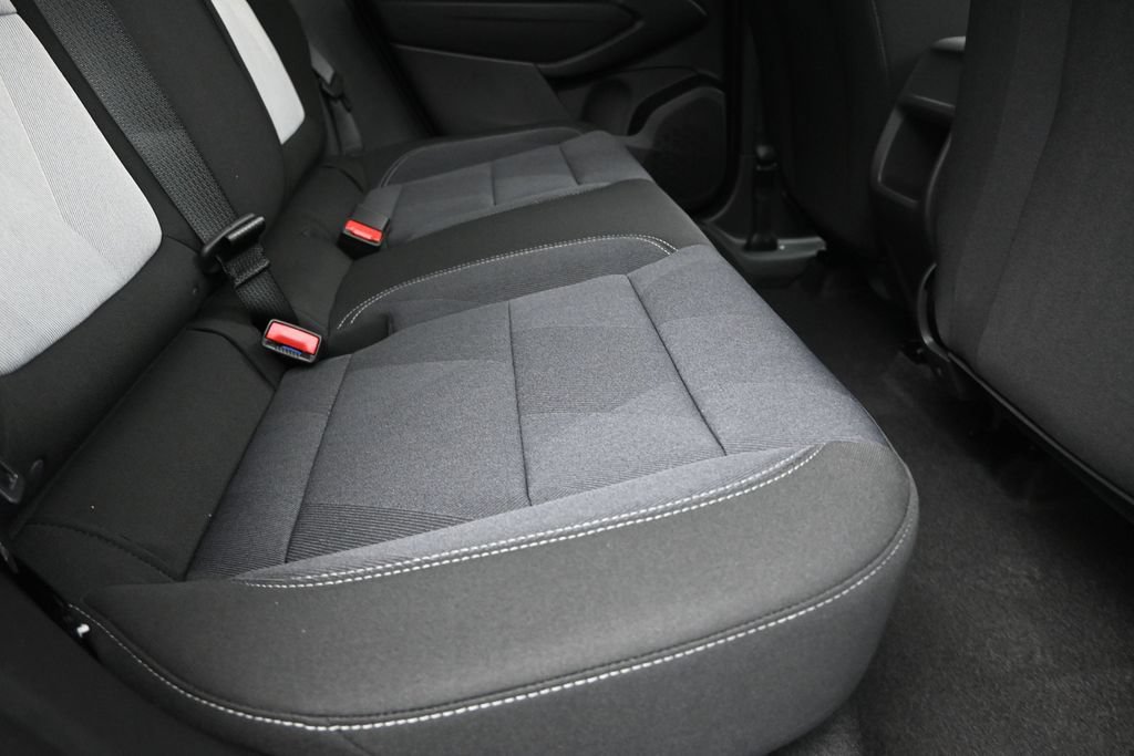 New 2026 Chevrolet Trax RS w/ Sunroof Package FWD image 21
