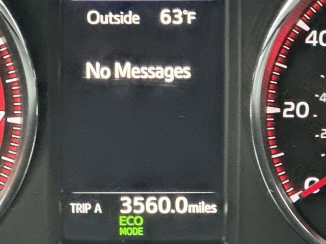 Used 2018 Toyota RAV4 SE w/ Power Extra Value Package FWD image 16