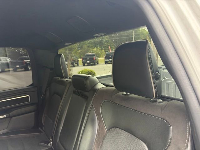Used 2024 RAM 1500 Laramie AWD/4WD image 15