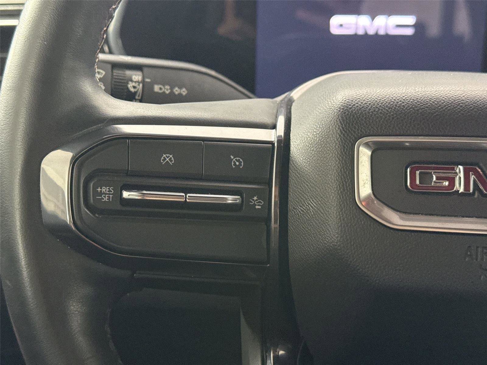 Used 2023 GMC Canyon AT4 w/ AT4 Premium Package image 18