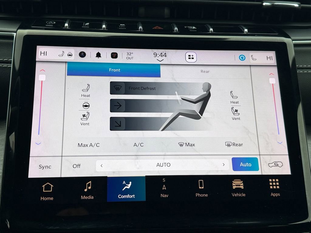 Used 2024 Jeep Grand Cherokee L Limited w/ Luxury Tech Group II image 19