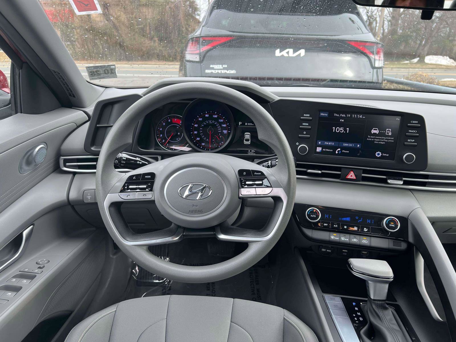 Used 2023 Hyundai Elantra SEL image 23