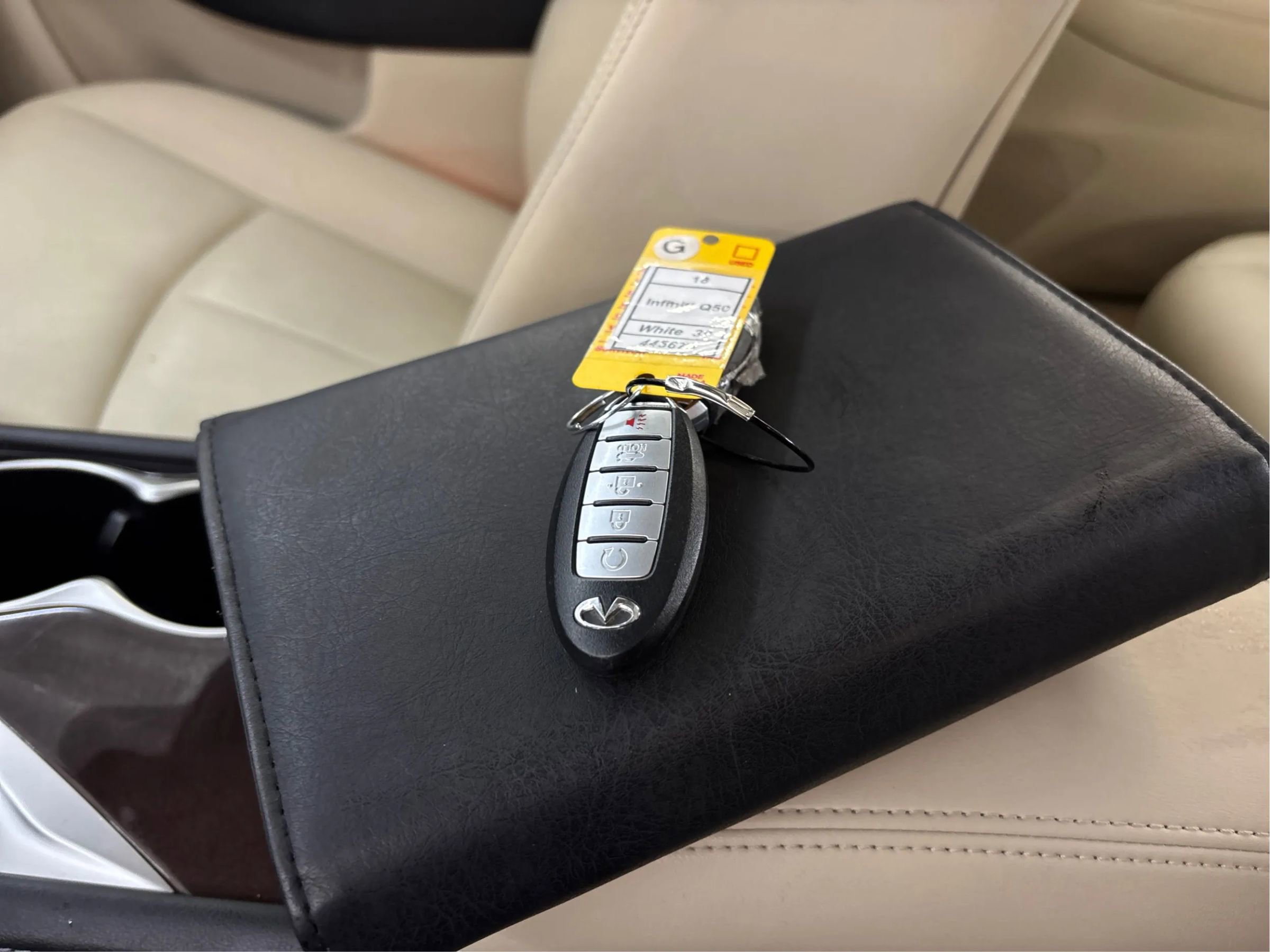 Used 2018 INFINITI Q50 Luxe w/ Essential Package (3.0T Luxe) AWD/4WD image 42
