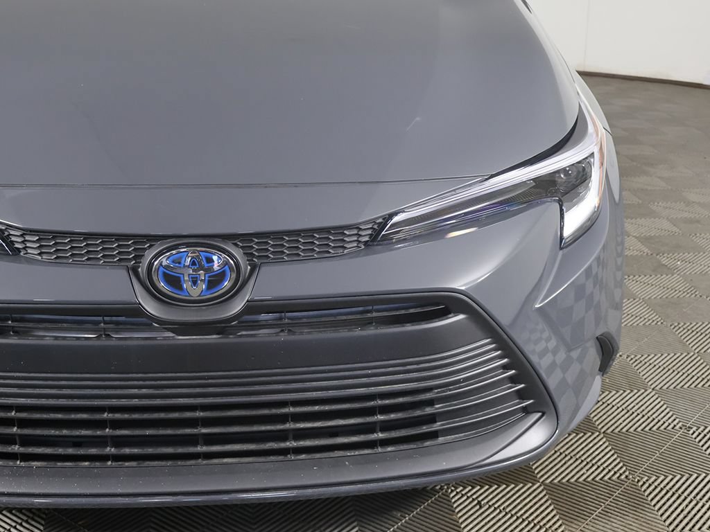 Used 2024 Toyota Corolla LE FWD image 11