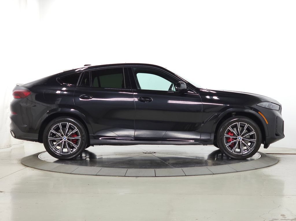 Used 2026 BMW X6 xDrive40i w/ Premium Package AWD/4WD image 13