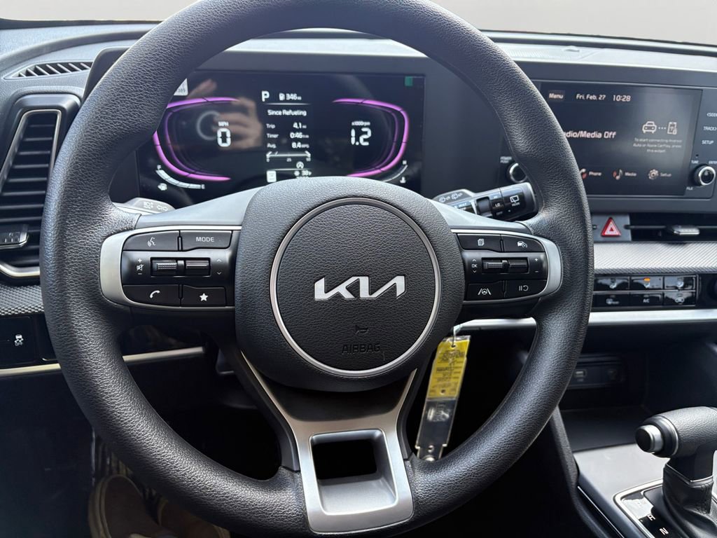 Used 2025 Kia Sportage LX image 20