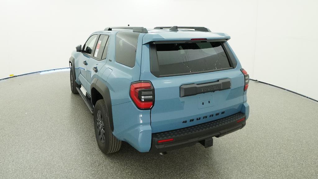 New 2025 Toyota 4Runner SR5 image 9