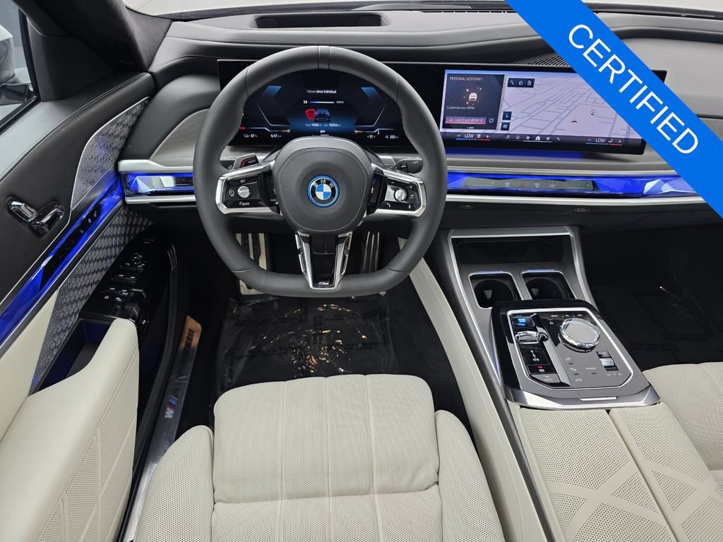 Used 2023 BMW i7 xDrive60 AWD/4WD image 13