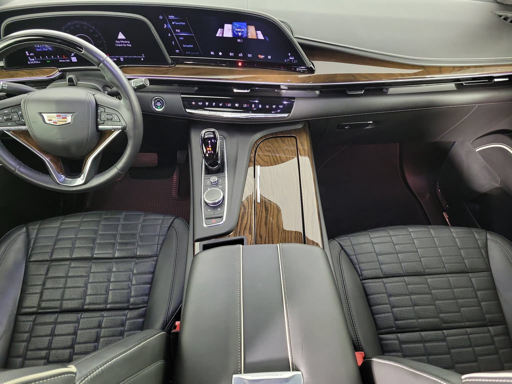 Used 2023 Cadillac Escalade ESV Premium Luxury Platinum AWD/4WD image 16