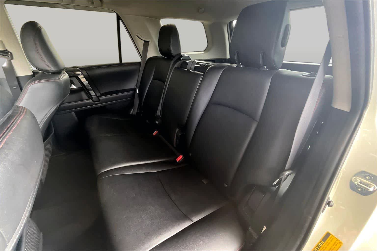 Used 2022 Toyota 4Runner TRD Off-Road Premium w/ Moonroof Package AWD/4WD image 20