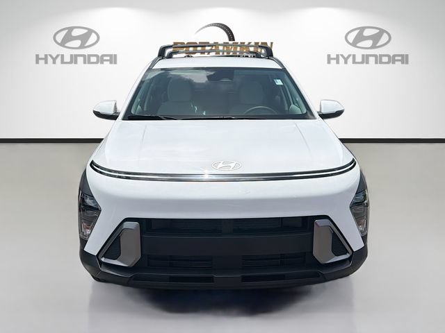 Certified 2025 Hyundai Kona SEL FWD image 2