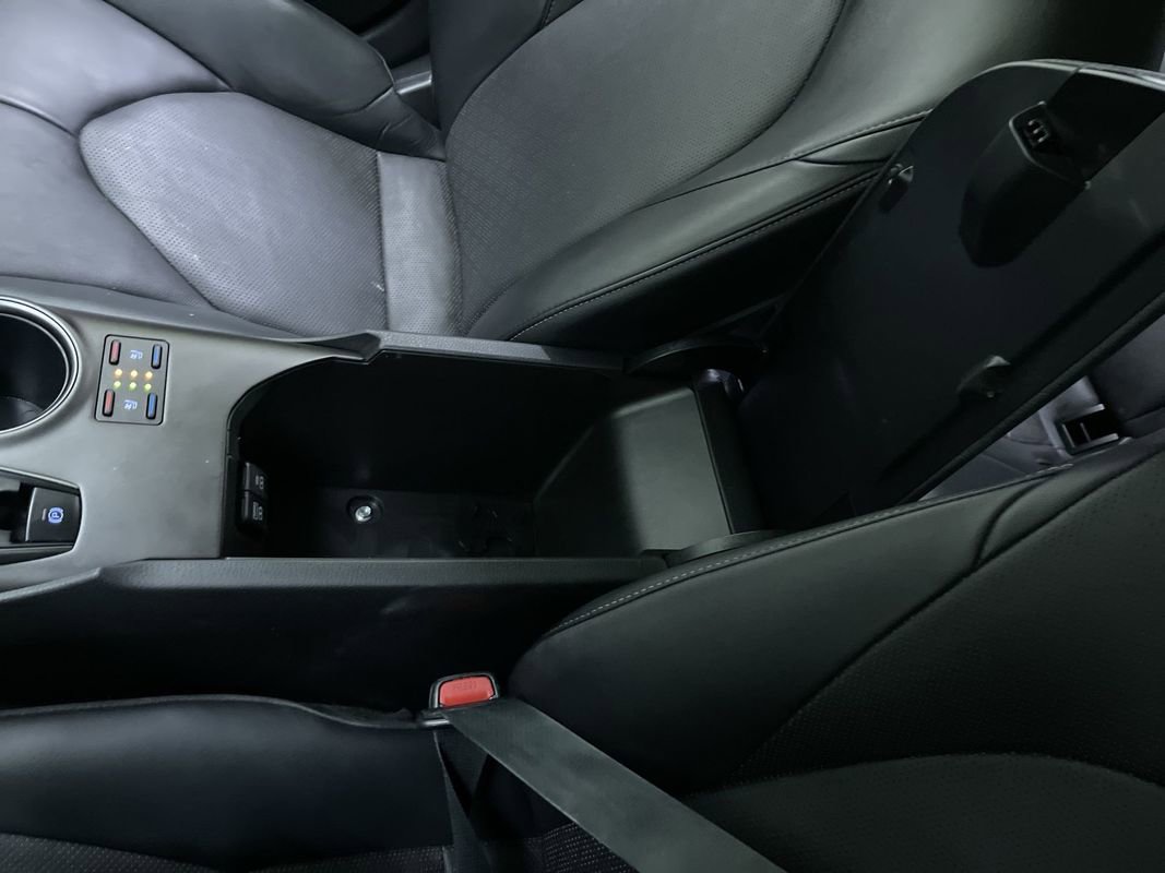 Used 2024 Toyota Camry XSE w/ Navigation Package image 25