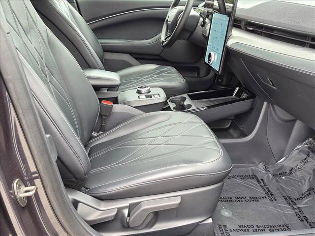 Used 2022 Ford Mustang Mach-E Select w/ Comfort/Technology Package RWD image 18