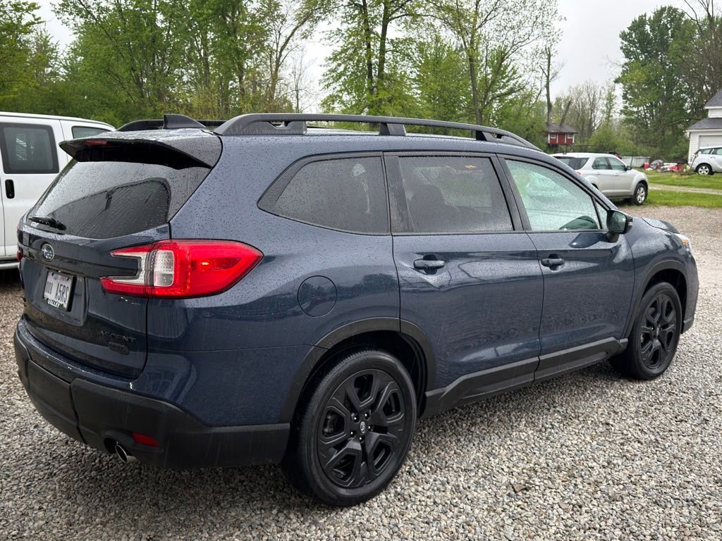 Used 2023 Subaru Ascent Onyx Edition AWD/4WD image 7