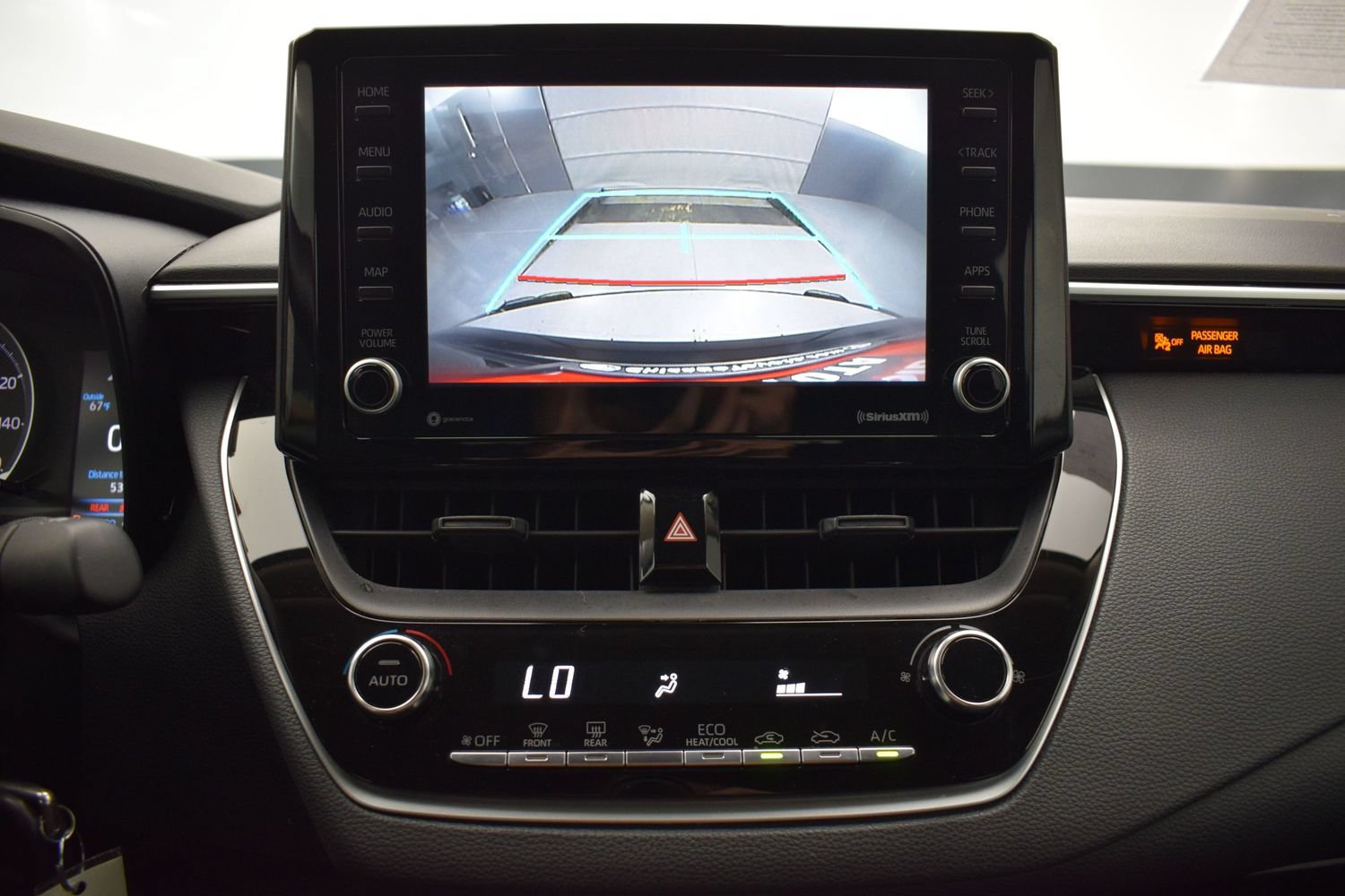 Used 2022 Toyota Corolla LE FWD image 15