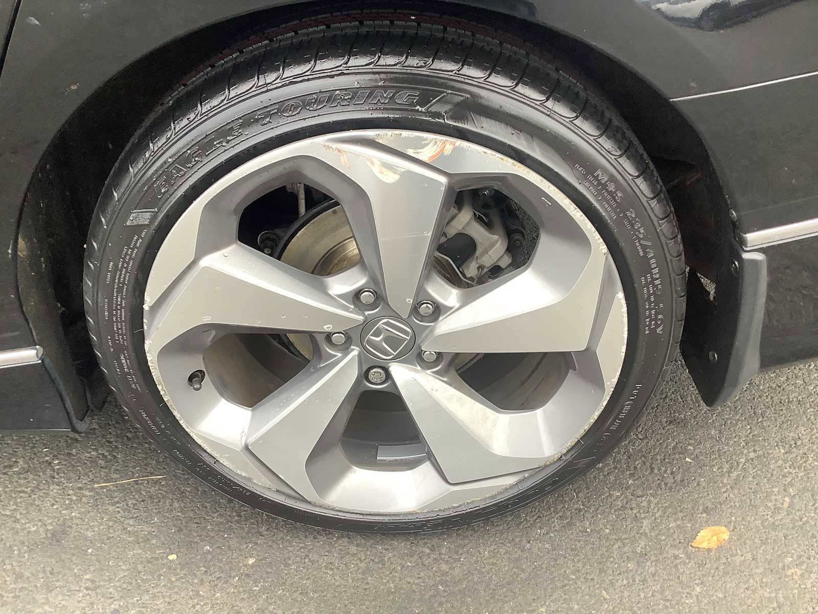 Certified 2018 Honda Accord Touring image 7