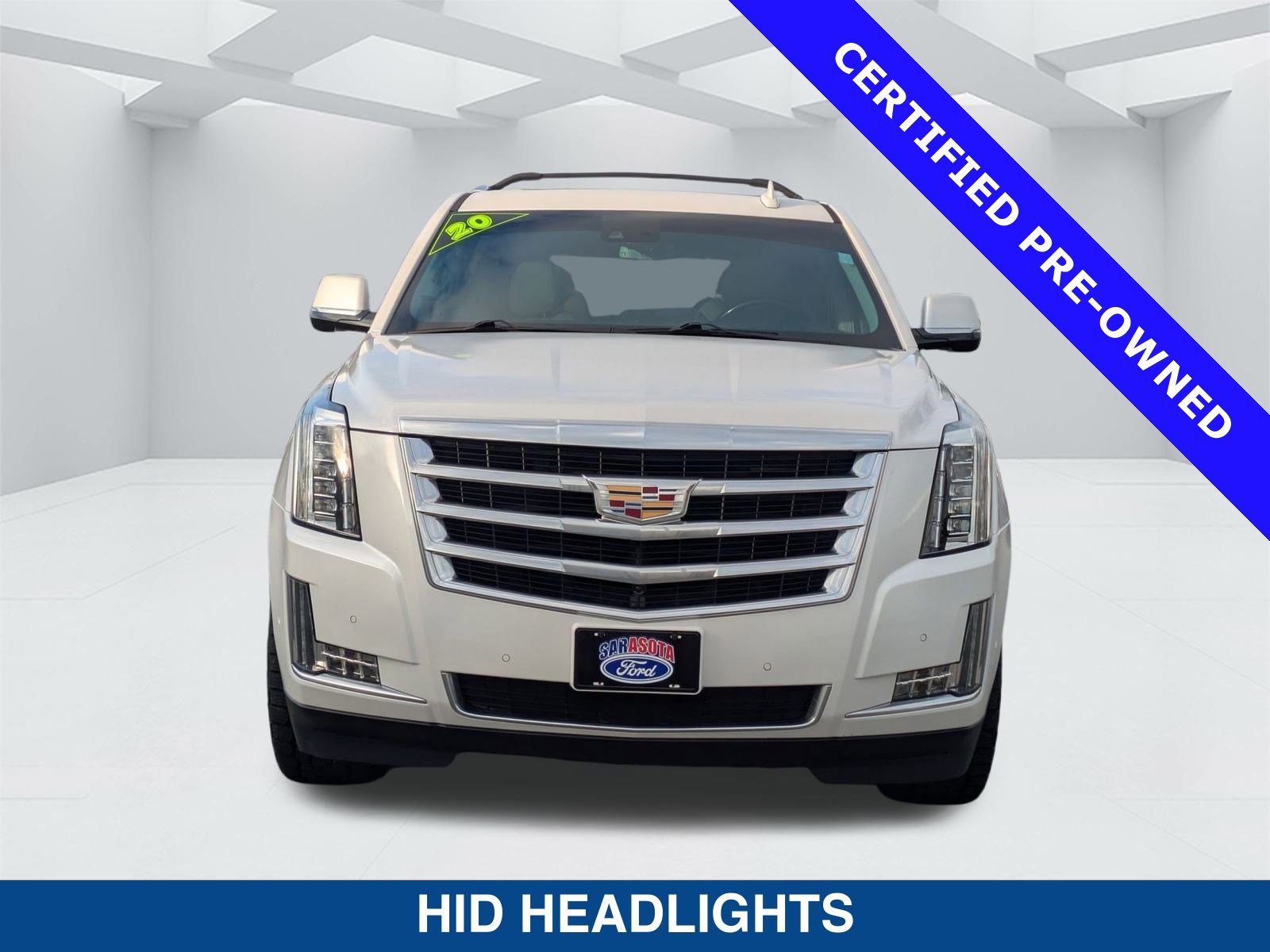 Used 2020 Cadillac Escalade Premium Luxury image 8