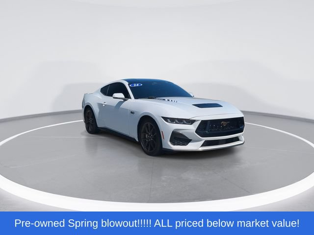Used 2024 Ford Mustang GT Premium RWD image 2