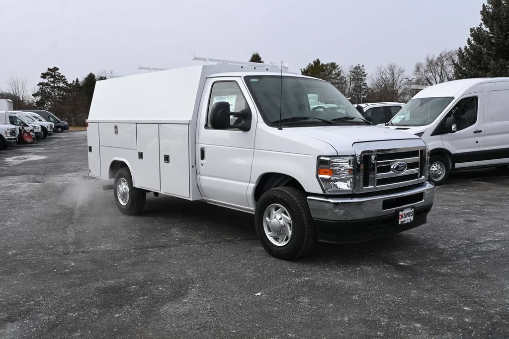 New 2025 Ford E-350 and Econoline 350 Super Duty w/ Power Equipment Group RWD image 2