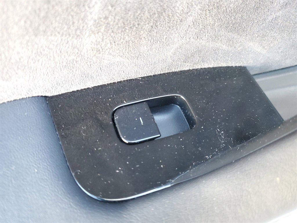 Used 2018 Tesla Model 3 Long Range image 14