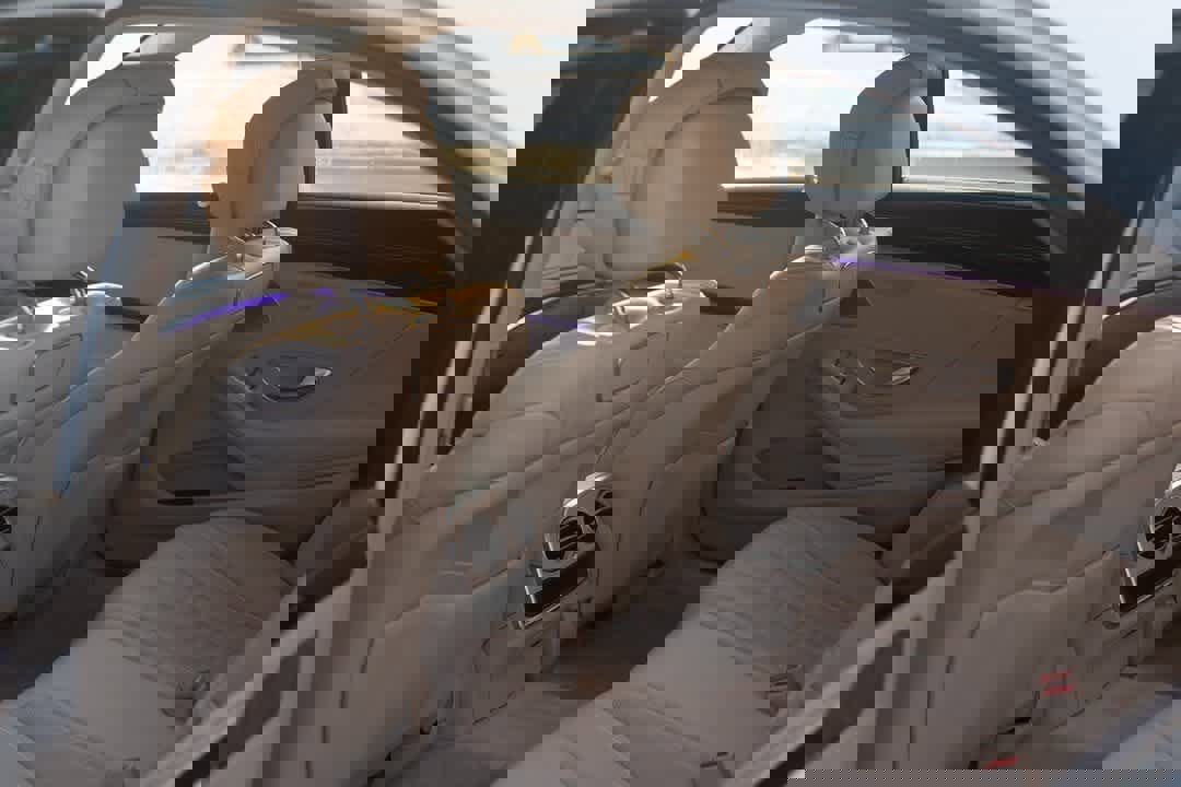 Used 2019 Mercedes-Benz S 560 4MATIC Sedan image 29