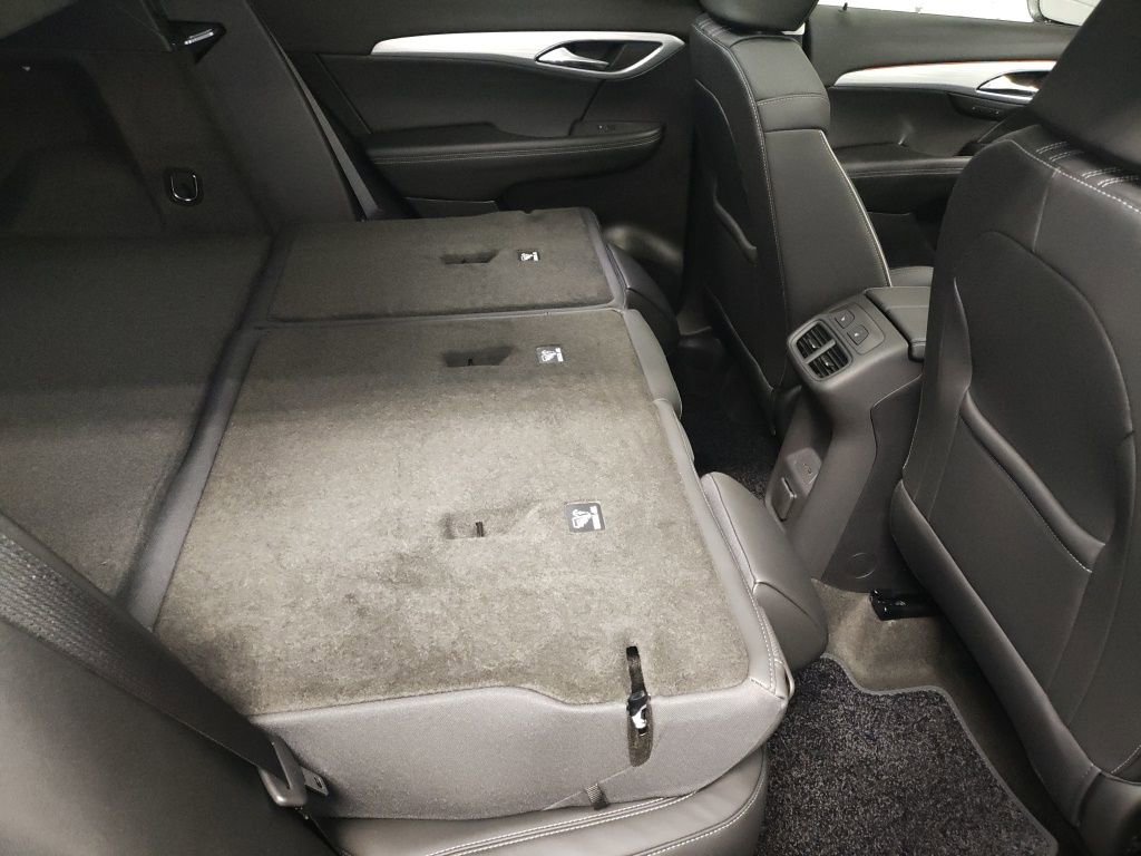 New 2026 Buick Envision Avenir image 13