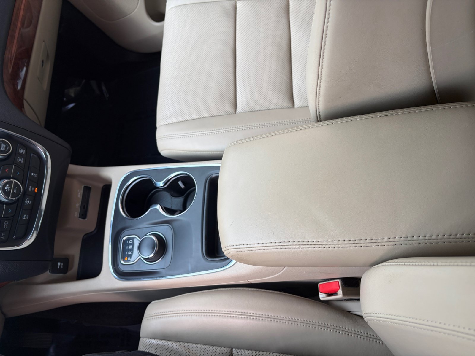 Used 2014 Dodge Durango Citadel w/ Technology Group RWD image 25