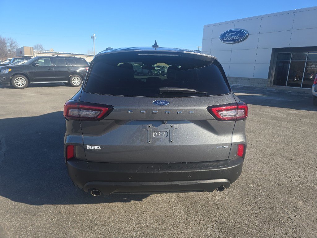 Used 2025 Ford Escape ST-Line w/ Tech Pack #1 image 3