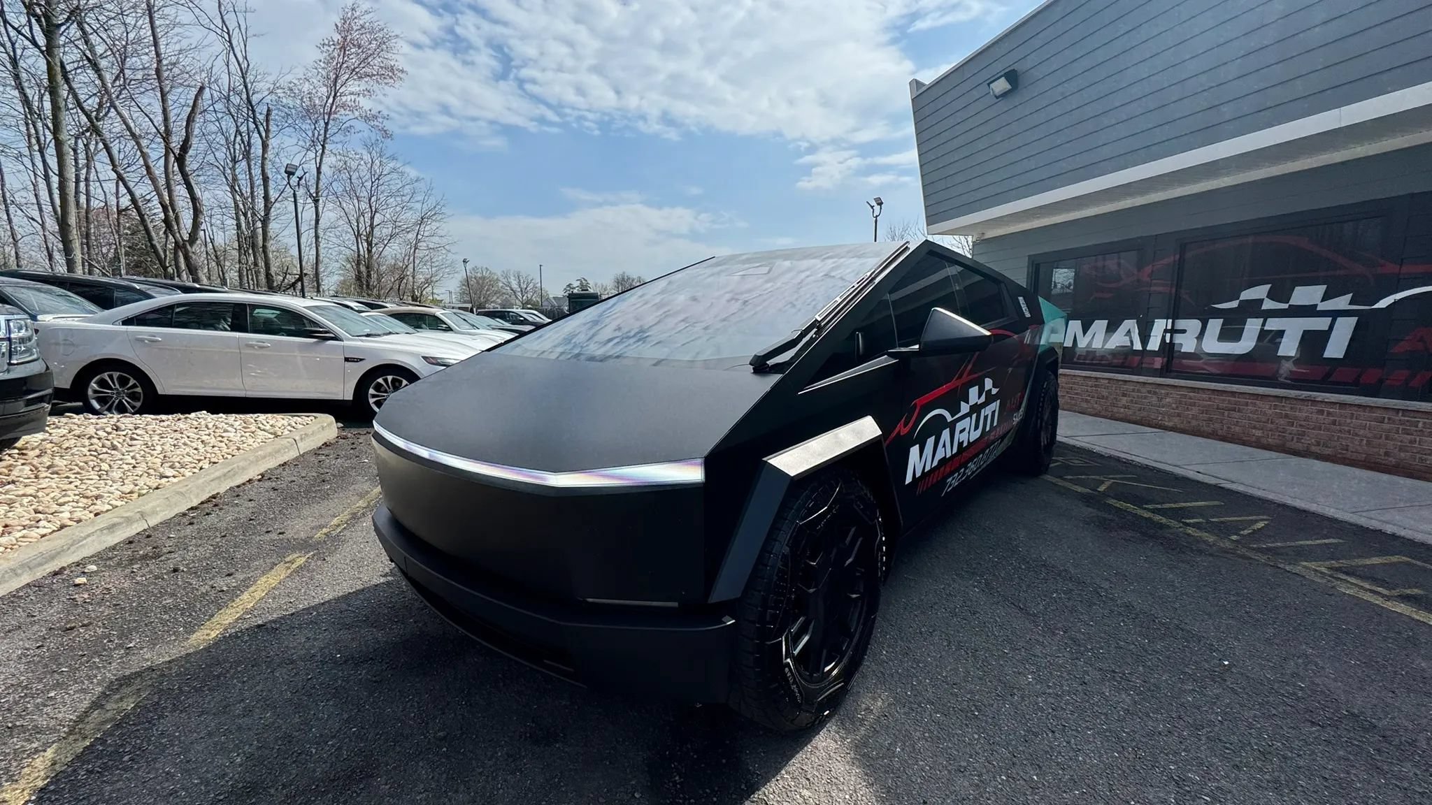 Used 2024 Tesla Cybertruck AWD Crew Cab image 1