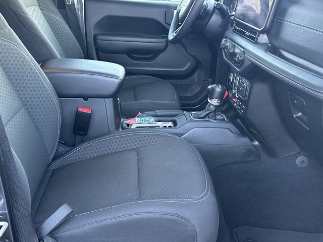 Certified 2025 Jeep Wrangler Unlimited Rubicon 4xe w/ Safety Group image 15