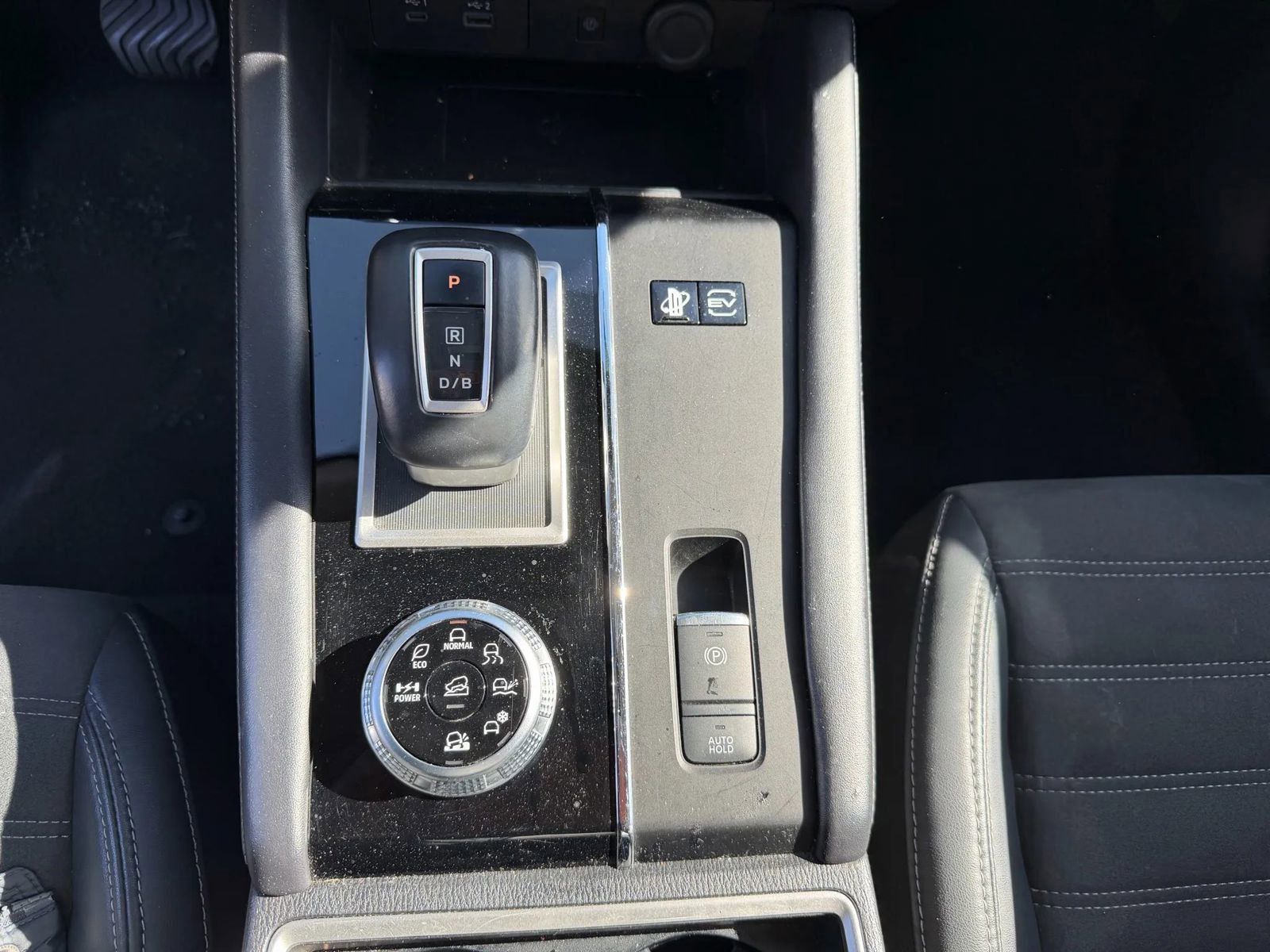 Used 2023 Mitsubishi Outlander SE image 20