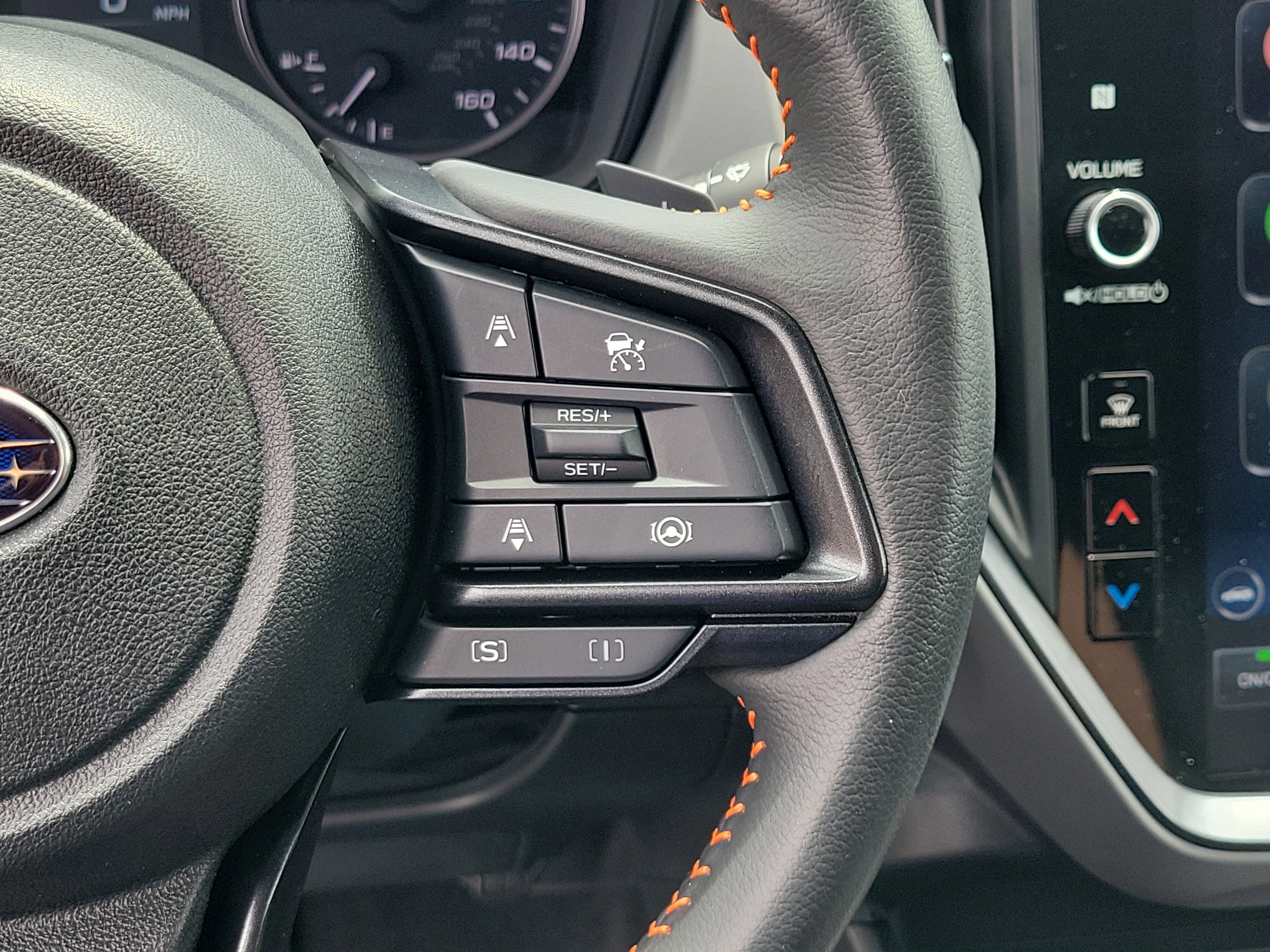 Used 2024 Subaru Crosstrek 2.5i Limited w/ Crosstrek Mirror Package image 24